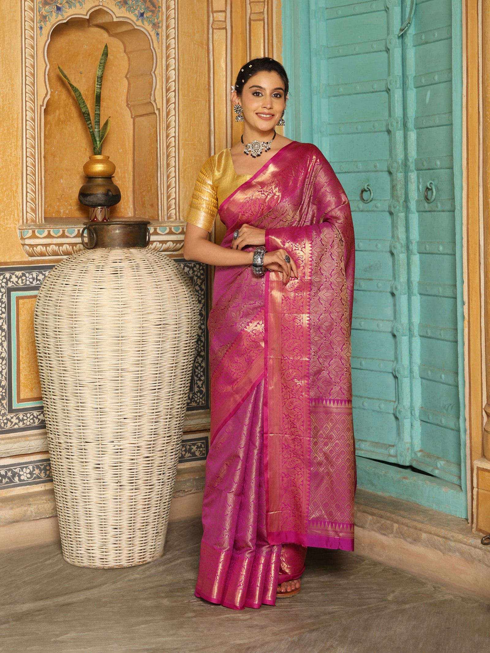 JACQUARD Saree - PINK - Image 7
