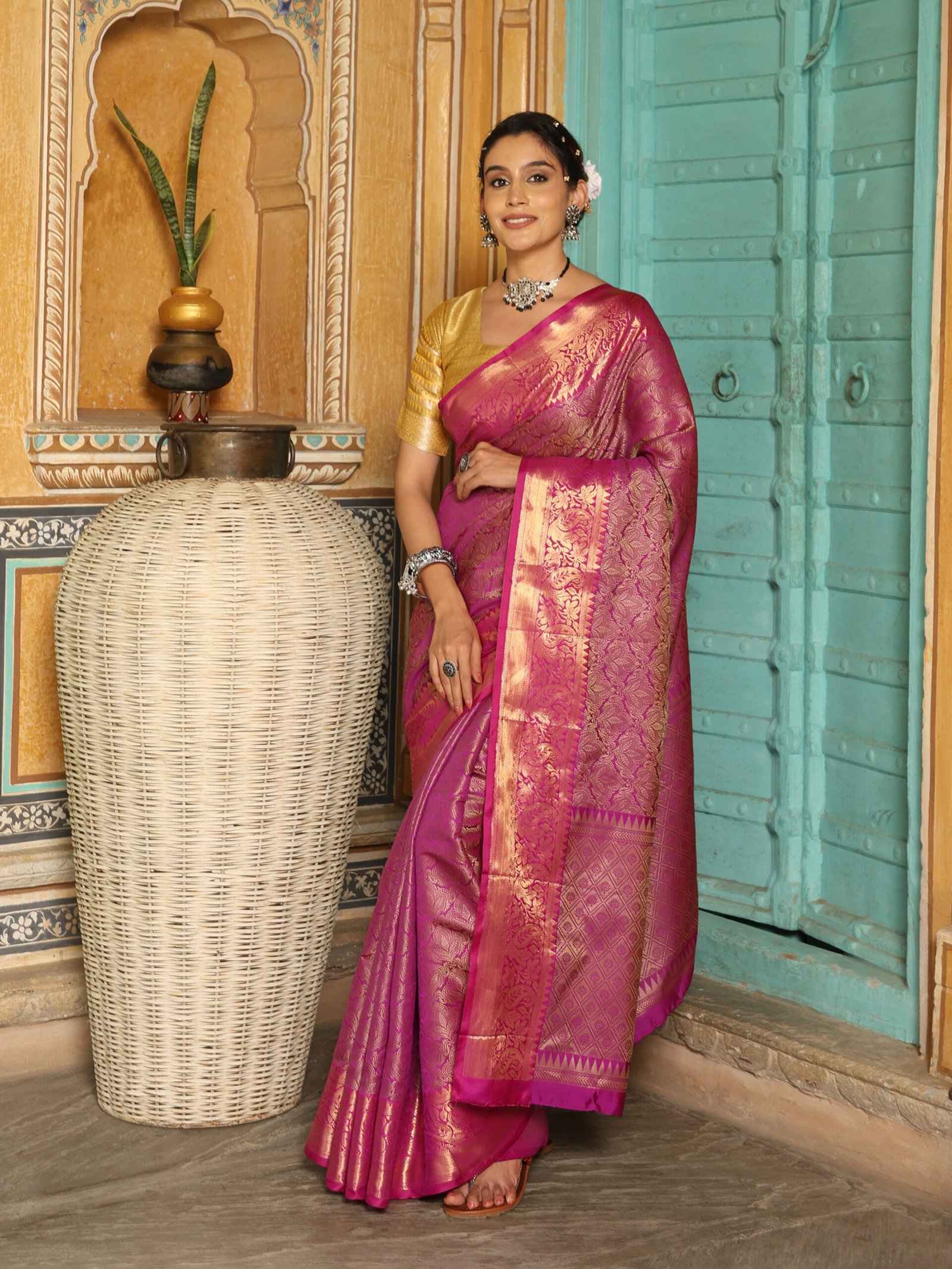 JACQUARD Saree - PINK - Image 6