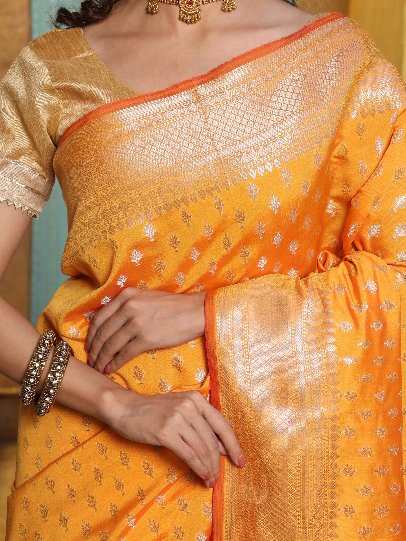 JACQUARD Saree - MUSTERD - Image 5
