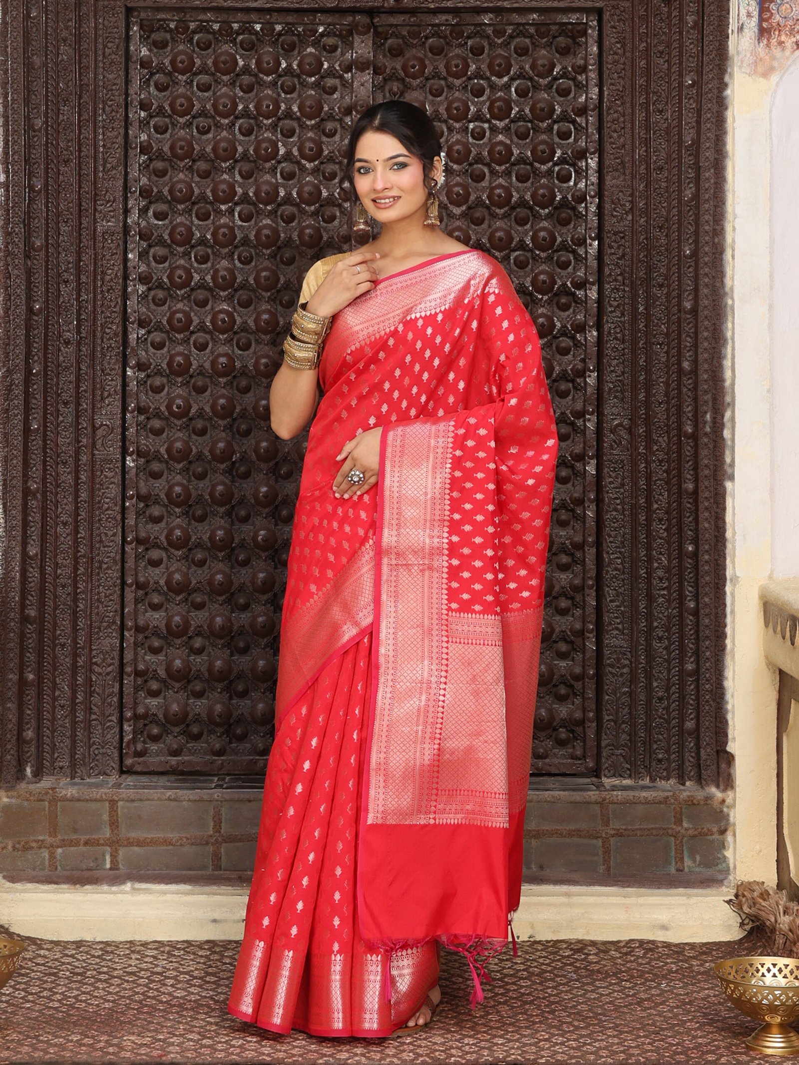 JACQUARD Saree - RED - Image 6