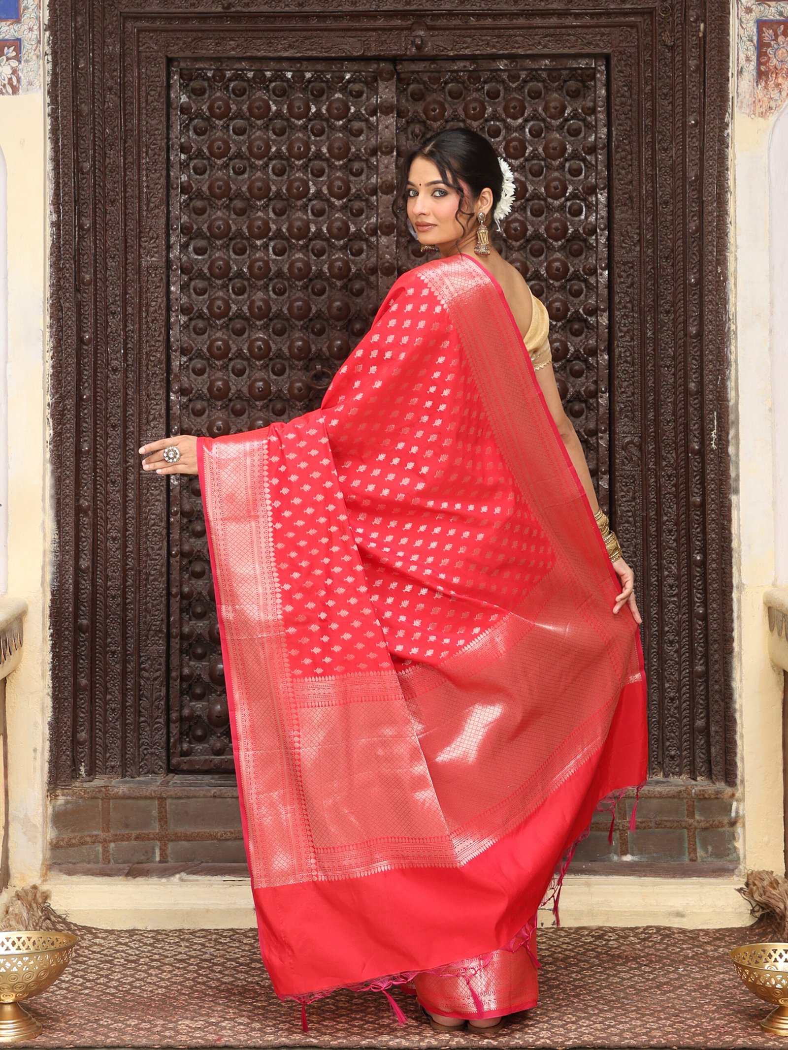 JACQUARD Saree - RED - Image 2