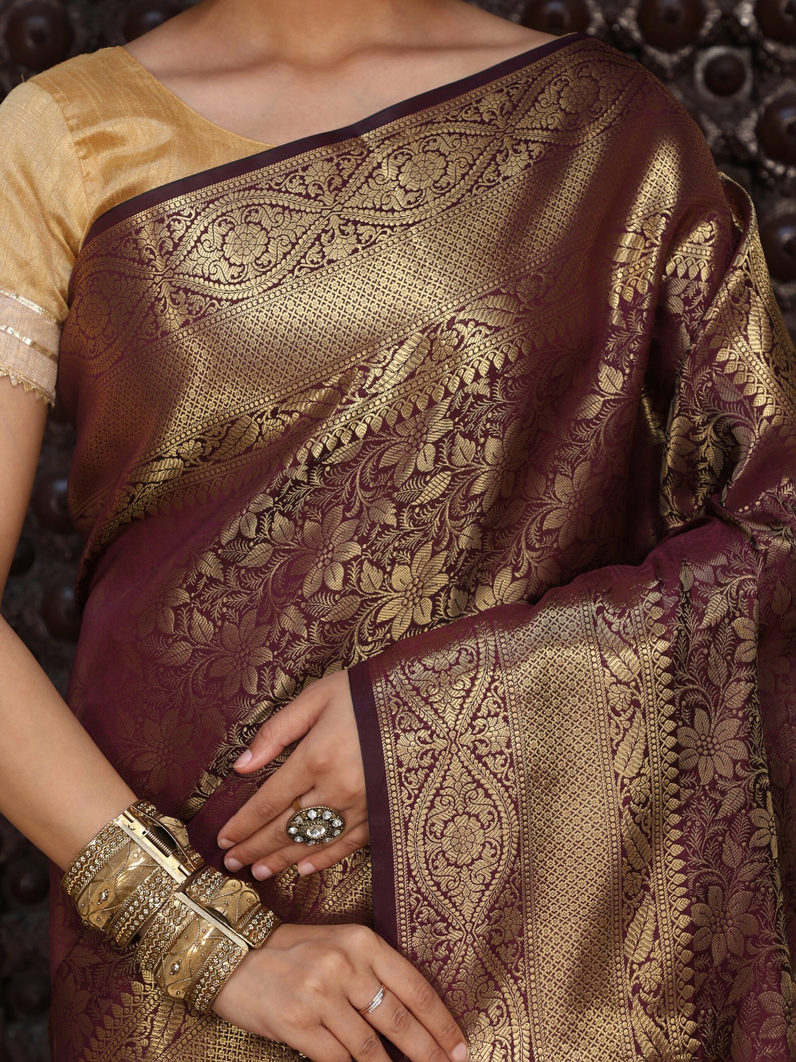 JACQUARD Saree - BROWN - Image 8