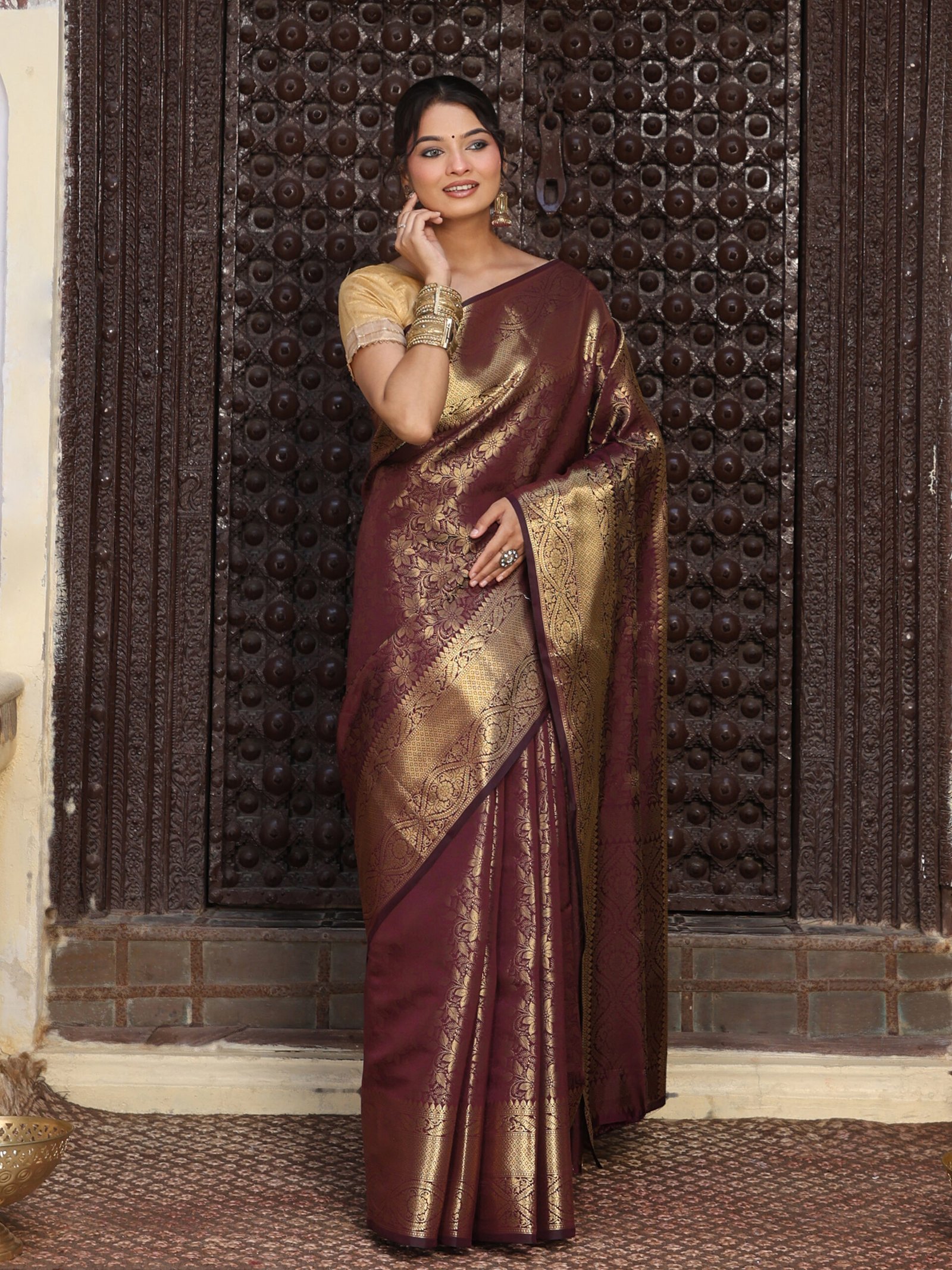 JACQUARD Saree - BROWN - Image 5