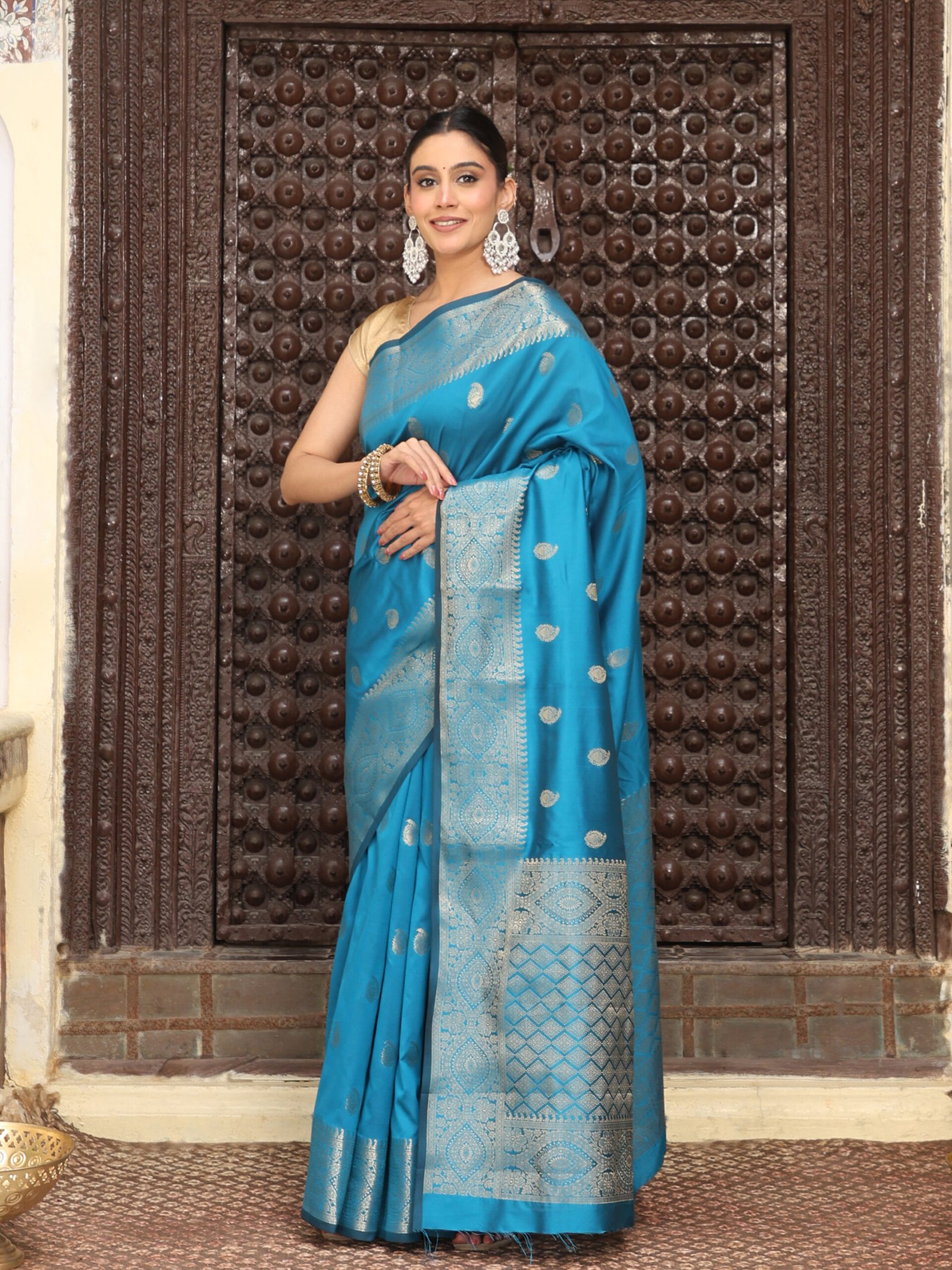 JACQUARD Saree - BLUE - Image 6