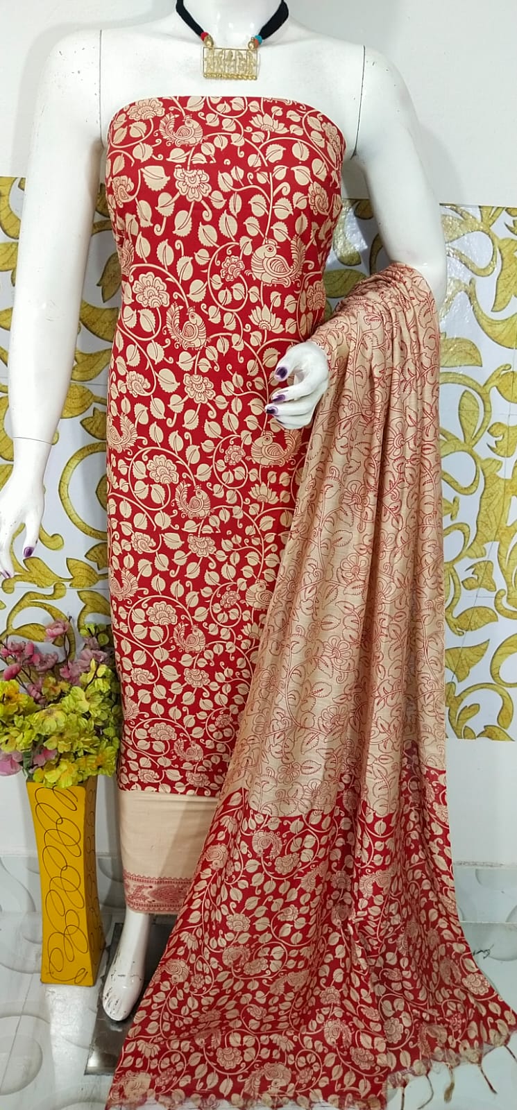 SEMI SILK HAND PRINTED UNSTITCHED DRESS MATERIAL WITH DUPATTAS - Image 2