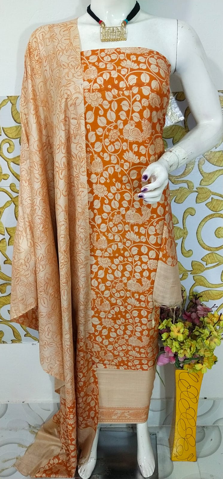 SEMI SILK HAND PRINTED UNSTITCHED DRESS MATERIAL WITH DUPATTAS